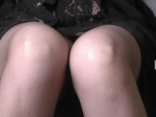 Bilder 33mistress33 Serve at my silky legs. Pm 25. #pantyhose#heels#humiliation#feet#strapon#joi#cei#sph#cbt#edge#sissy#feminization##chastity#cuckold