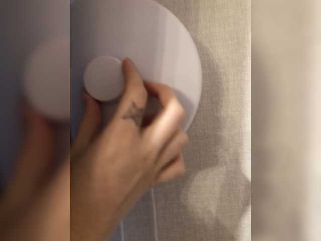 Kringkasting av skjermbilder Ada-Wong