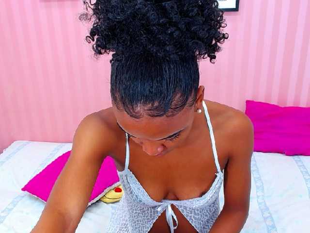 Bilder adarose Hi everyone! be nice with me! I will do my best to make u feel confortable! no more wait! :) #Ebony #Bodyfit #Dildo #Anal #Cumshow at goal!