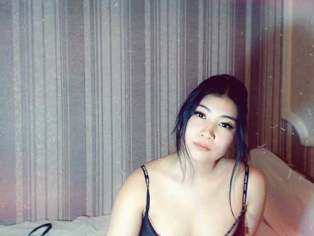 Bilder adellasweety cum show^ get naked^ sguirt ^ asian play with pussy