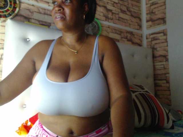 Bilder agatafox #mature #ebony #big tits #play lovense #latina #lovense