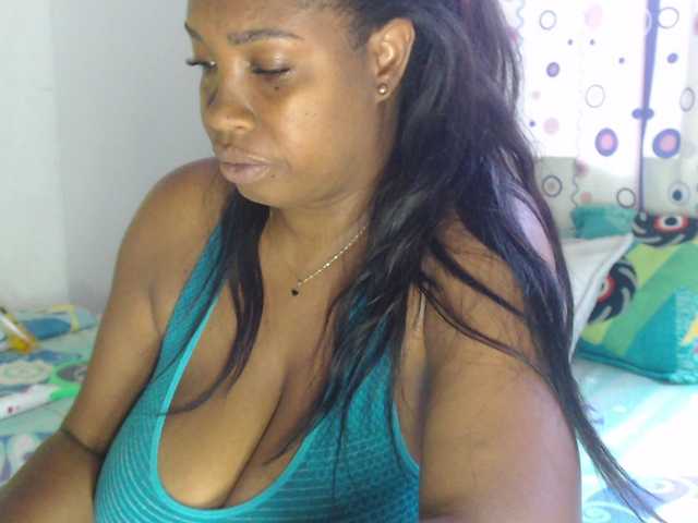 Bilder agatafox #mature #ebony #big tits #play lovense #latina #lovense