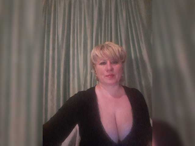 Bilder Alenka_Tigra Requests for tokens! If there are no tokens, put love it's free! All the most interesting things in private! SPIN THE WHEEL OF FORTUNE AND I SHOW EVERYTHING FOR 25 TOKENS