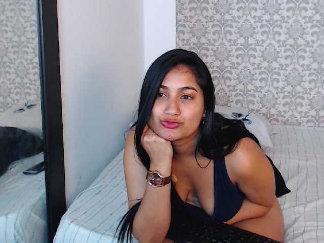 Bilder AlexaCruz Hey come and tell me wht blow your mind!Make you cum with my squirts!! #new #clit #ass #pussy #latina #boobs #curvy