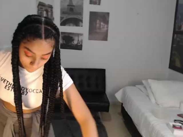 Bilder alexamillers let's squirt for the last time this 2020#lovense #18 #latina #new #bigboob