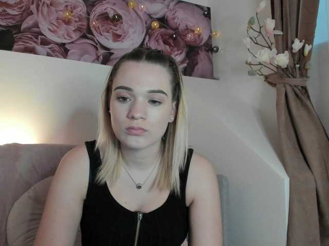 Bilder AlexisTexas18 Another rainy day here, i am here for fun and chat-- naked and cum in pvt xx #18 #blonde #cute #teen #mistress