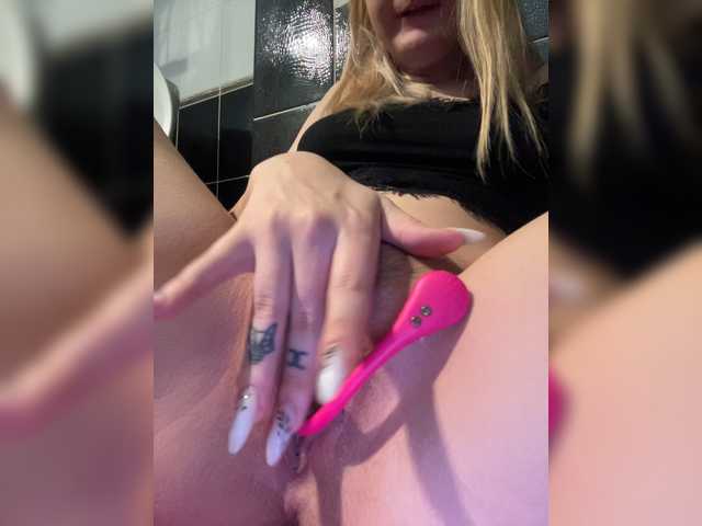 Bilder Alice0Kitty SHOW WITH DILDO AND SQUIRT 2051 Favorite vibration 21