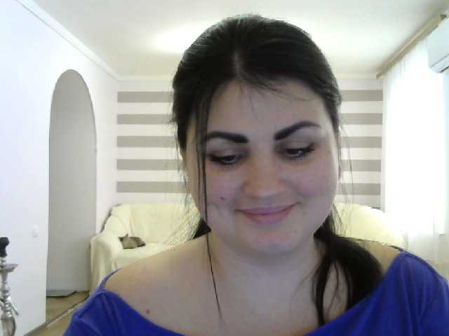 Bilder AlinaVesko I am non nude =)I DO NOT MAKE SHOWS IN MY ROOM IS CHAT ONLY