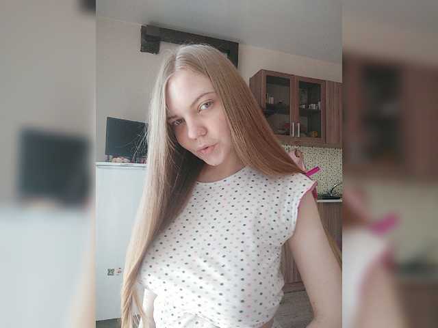 Bilder alisekss8 Hello boys!) Im Alice, Im 24 age. Subscribe to me and put a heart!) Subscription for tokens!) I undress in private or in a group, not in public) Collecting tokens for a new camera!!)