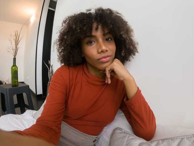 Erotisk videochat Alyssa-latin1