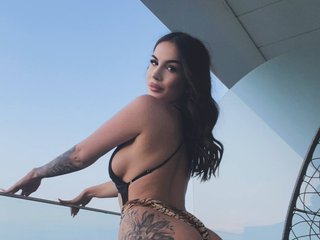 Erotisk videochat AmiraRoshen