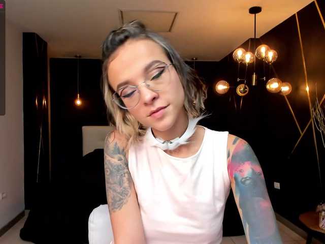 Bilder AmyAddison • How’d you like to start? Cuz I do know how we need to finish, so pleased and wet♥cumshow@goal♥lovense on/640