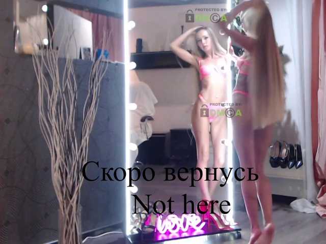 Bilder Ma_lika Hi all! I'm Angelica, show menu, tokens in PM don't count! Lovence levels - 2,9,12.22.33.66, long vibrations - 201,301,501 - wave) toys, moans in full private!