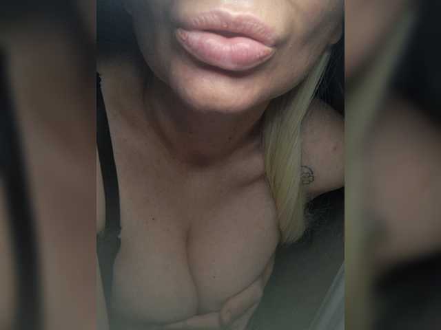 Bilder Angelina126 I'm going to love it, my pussy wants an earthquake juicy mouth and pussy fuck in group and private, you want me 11, I'm watching your camera 50
