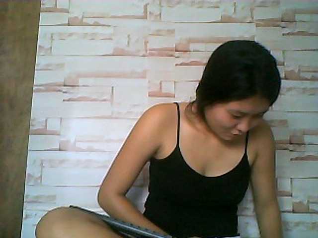 Bilder AngelineXX hi hun welcome to my room let me know how can i help you...its my pleasue to make u happy :)