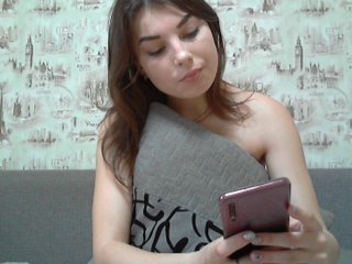 Bilder Anna_sweet lovense is on : ) tab about vibrations is on my profile ; ) if you love me 111 tkn : )