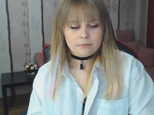 Bilder Anika-fox Hello kittens) Masturbation won't break your heart. let's have fun#tease #lovense