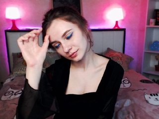 Bilder AnnaMoure Hi, I'm Anya)I will be glad to meet and chat) in the General chat do not undress and in the group too. If not difficult, in the upper right corner-click on Love)