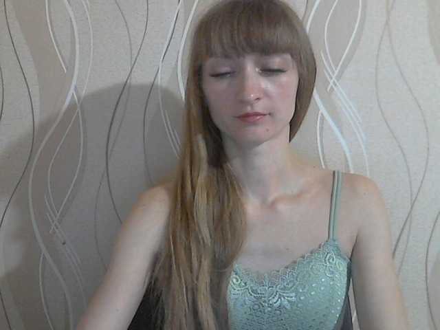 Kringkasting av skjermbilder AsyaBlond