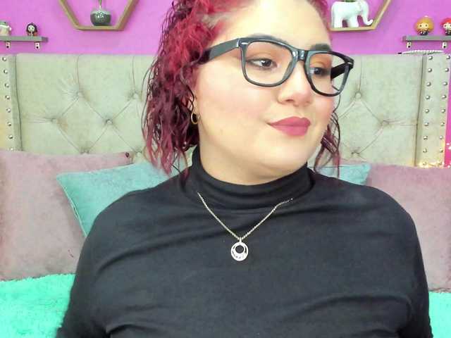 Bilder Lau_Lee21 Hello guys, let's talk a little :love And to have fun :wet :hot , add me to your favorites ing Lau_lee21 :text22