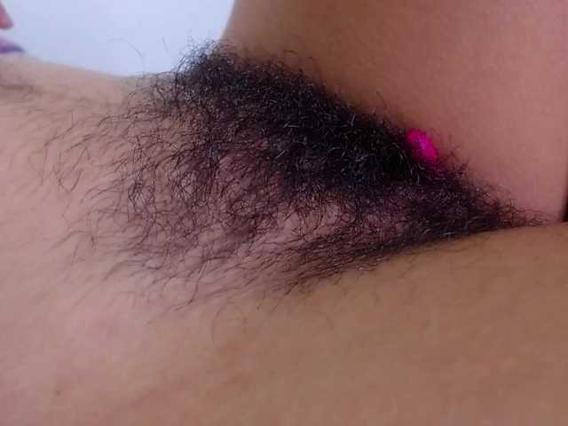 Bilder Babe_ali HEY HRU? (GOAL IS DIRTY BLOW JOB) @sofar @total # deep #hairy #bush #big #natural #pussy #smalltits #bigass #cute #sexy