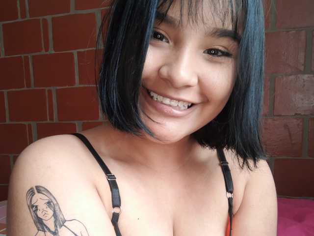 Foto av profilen BabyAsianX0