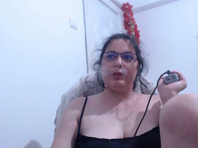 Bilder BeautyAlexya Give me pleasure with your vibes, 5 to 25 Tkn 2 Sec Low`26 to 50 Tkn 5 Sec Low``51 to 100 Tkn 10 Sec Med```101 to 200 Tkn 20 Sec High```201 to inf tkn 30 Sec ult High! tip menu activa, or private me!Lets cum together