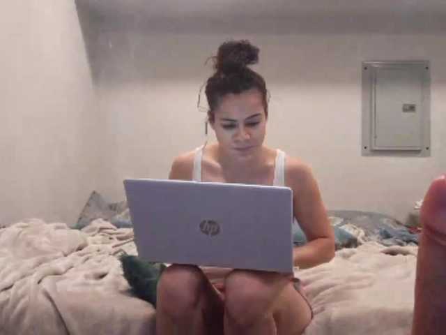 Bilder Bellasunmy smoking and talking with your Latina ma