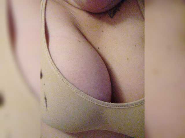 Bilder big7boob7s .Pregnant I collect tokens)