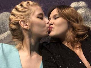 Erotisk videochat BlondiPolli