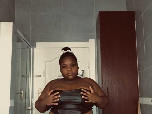 Foto av profilen bootyliciousxx20