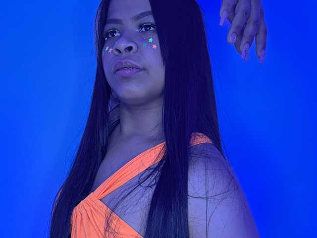 Foto av profilen BrillithAdams