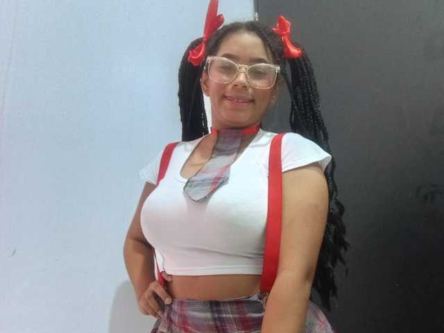 Foto av profilen CAMILA-ROUS