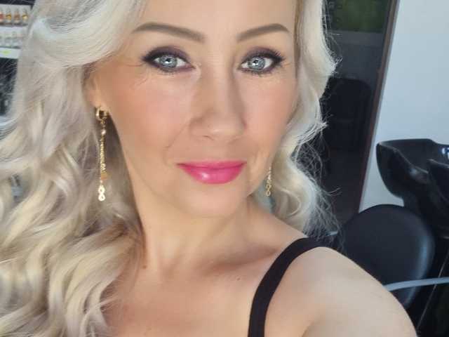 Foto av profilen CandyHellenx
