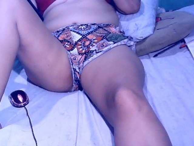 Bilder Carmela4u hello guys lets hve fun and make u satisfied in prvtmy Goal is 1000tkn todayLooking for love and partner in life