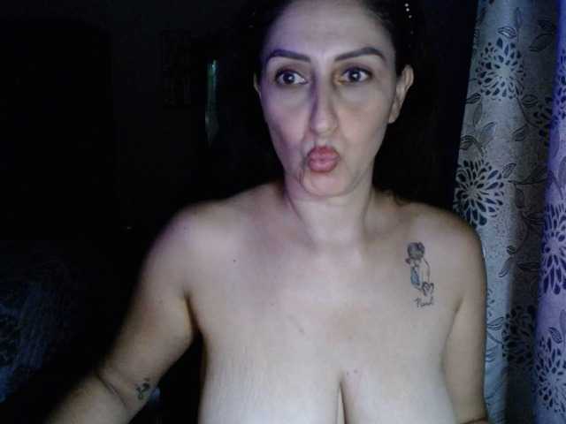 Bilder caro-mature new#mature#cum#squirt#latina#anal#pussy#bigtits#dirty#mommy#cute#feet#pvt#