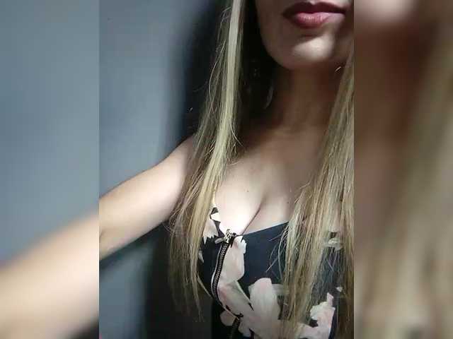 Bilder Cassssablanca Cam2cam in private chat or in group chat