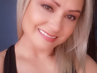 Erotisk videochat Charlizetheron1