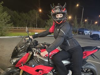 Erotisk videochat Charodeyka