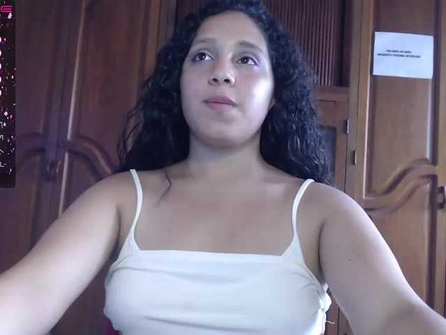 Bilder ClaireWilliams ARE YOU READY TO CUM TILL GET DRY? CUZ I DO. DO NOT MISS MY SHOWS, YOU WON'T REGRET DADDY #lovense #ass #latina #boobs #chatting #games #curvy