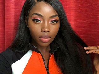 Erotisk videochat Coco-Fox