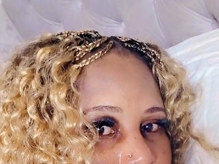 Erotisk videochat Curvybae