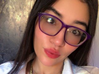 Erotisk videochat DakotaMoretti