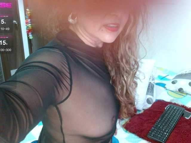 Bilder DannyXXXmom Hola chicos me gustan los hombres divertidos y con buen sentido del humor, donde pueda conectar y poder pasar un momento espectacular juntos.. sin tantas preguntas y mas accionHello guys, I like funny men with a good sense of humor,