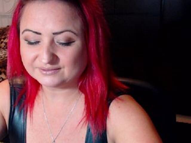 Kringkasting av skjermbilder KinkyDomina