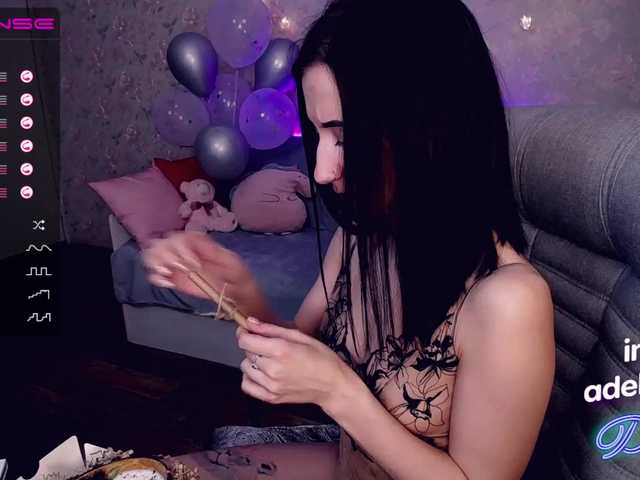Bilder DellyRoze Hi! Happy New Year! Don't forget to subscribe and push love) lovense from 2 tokens, 53 - favorite vibration) On the night from Saturday to Sunday, I will celebrate my birthday on the Dellagrotte account, everyone be!! start at midnight Moscow time)