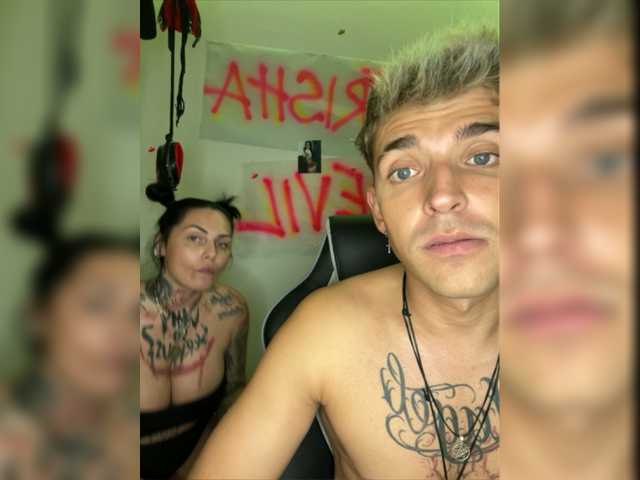 Kringkasting av skjermbilder DevilAndAngel