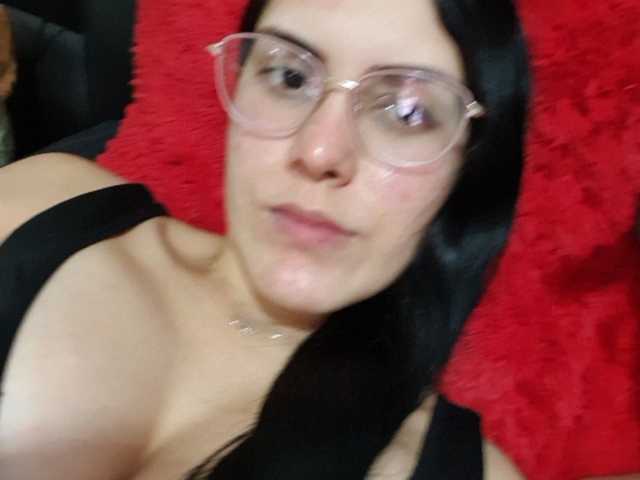 Bilder duosexys 1000 cuenta regresiva, 215 ganados, 785 para el show sex! Whipping her butt 3 tk show feet 11 tk take off bra 70 tk take off panties 71 tk Lick her pussy (5 min ) 150 tk Girl Cum on face or mouth 400TK Bj+sex+cum 999 tk