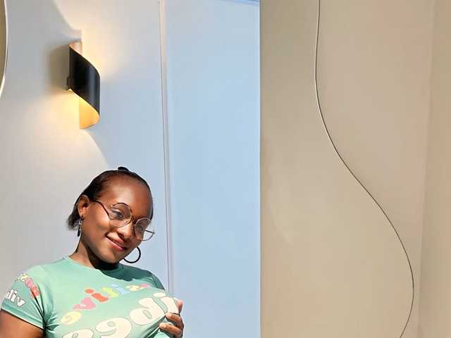 Foto av profilen Ebonyteenhot