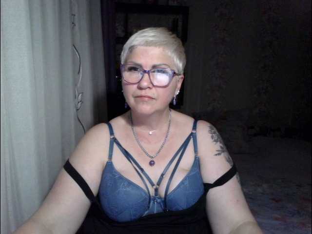 Bilder Elenamilfa HI ALL!!! I'M ONLINE... COME AND FUCK ME!!! WE ARE WAITING FOR YOU AND WILL SHOW THE HOT SHOW!!! ASKING WITHOUT A TOKEN DOES NOT MEAN....DO NOT ANSWER!! BUT MY PUSSY IS VERY STRONGLY REACTING TO TOKENS!!!!